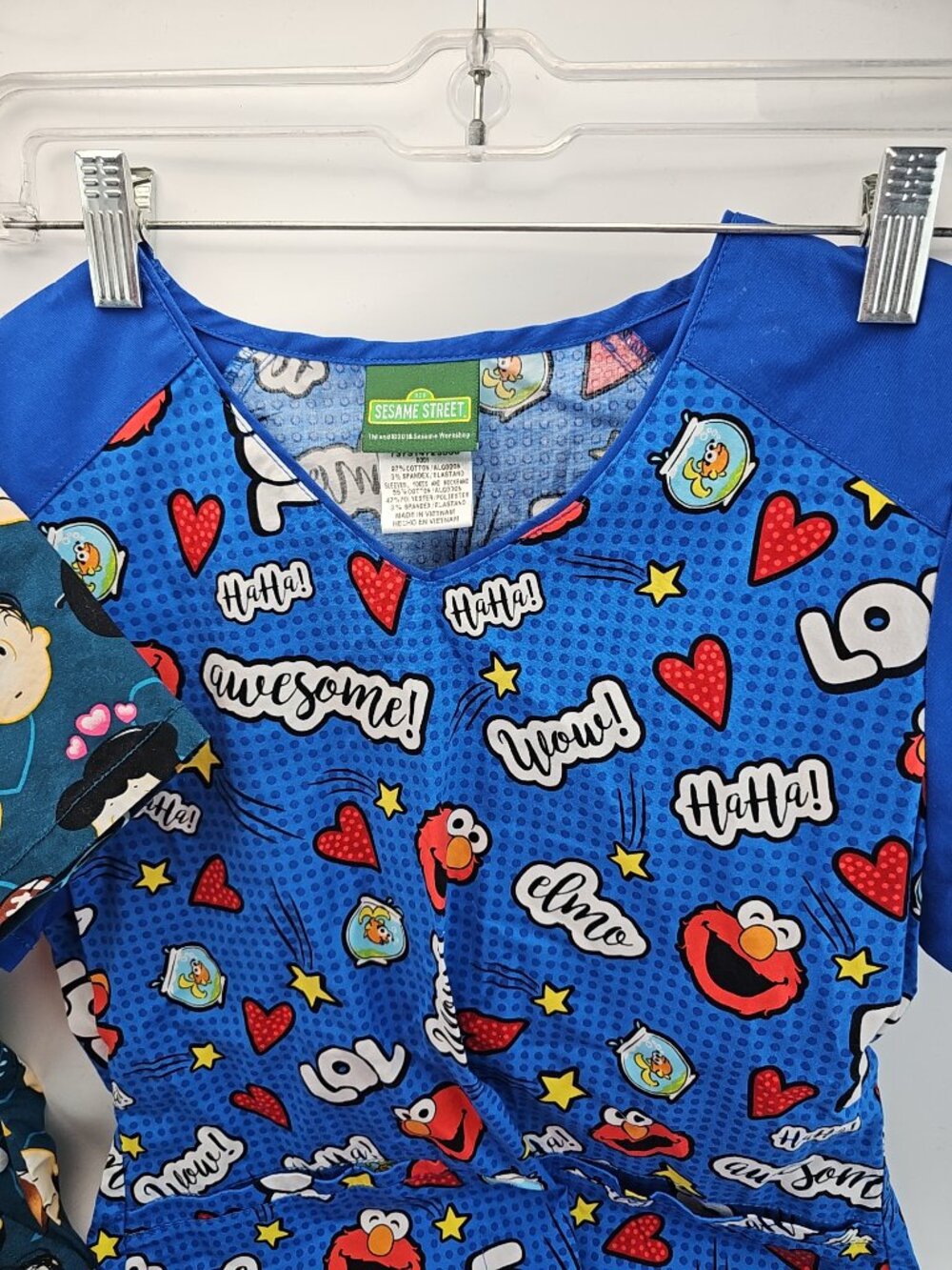 Bundle of 5 Character Medical Scrub Tops - Picture 5 of 5